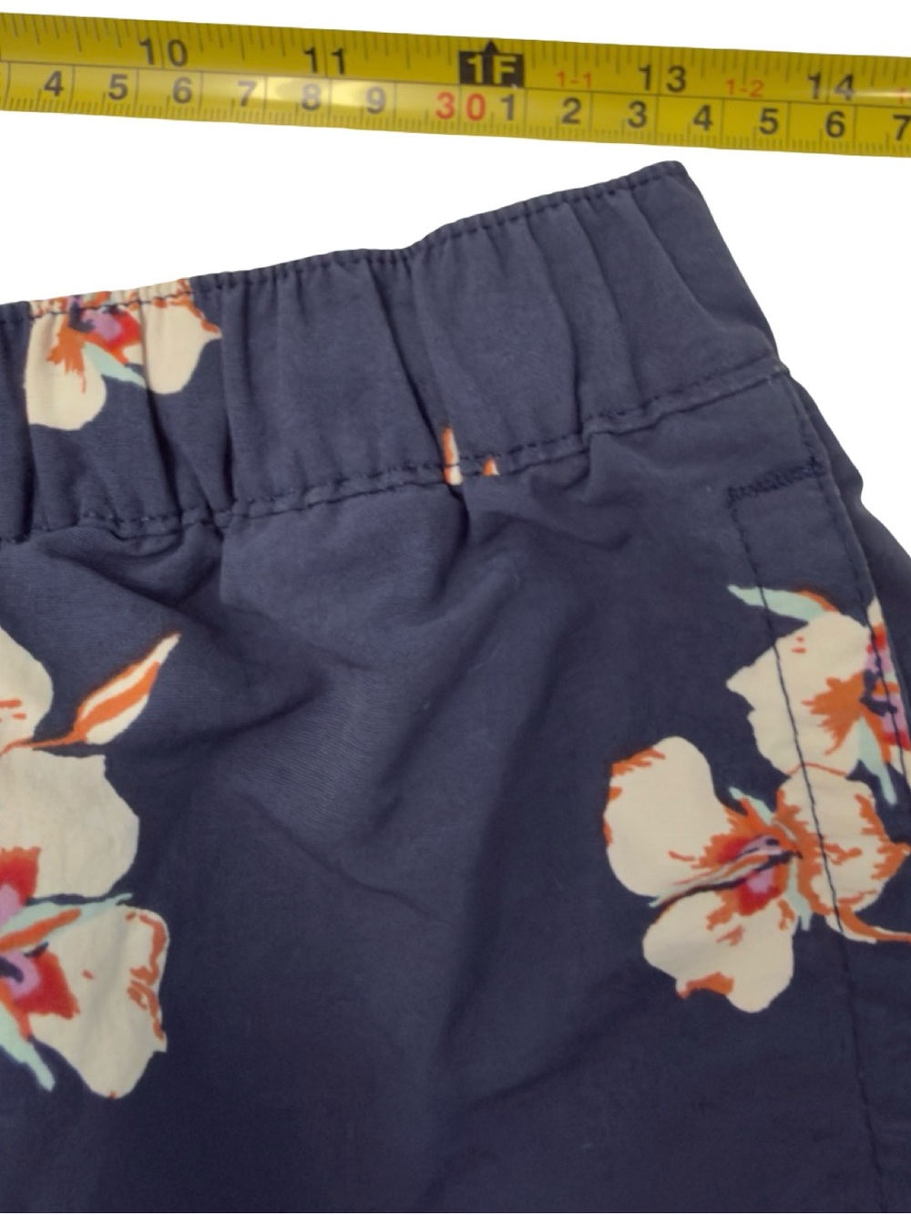 Patagonia Women's Barely Baggies Shorts (2.5") – Mariposa Lily Classic Navy Sz M - Picture 5 of 8